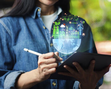 Eco idee tablet Adobe Stock 547673155 16 9