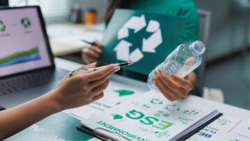 Circular design in plastic 2